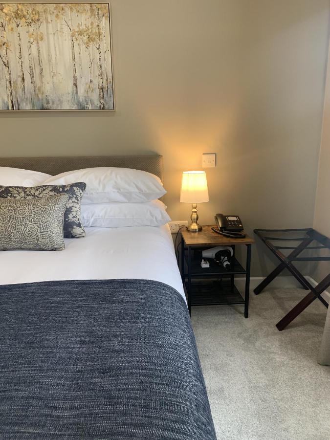 The Cedar Country Hotel Bellway Esterno foto
